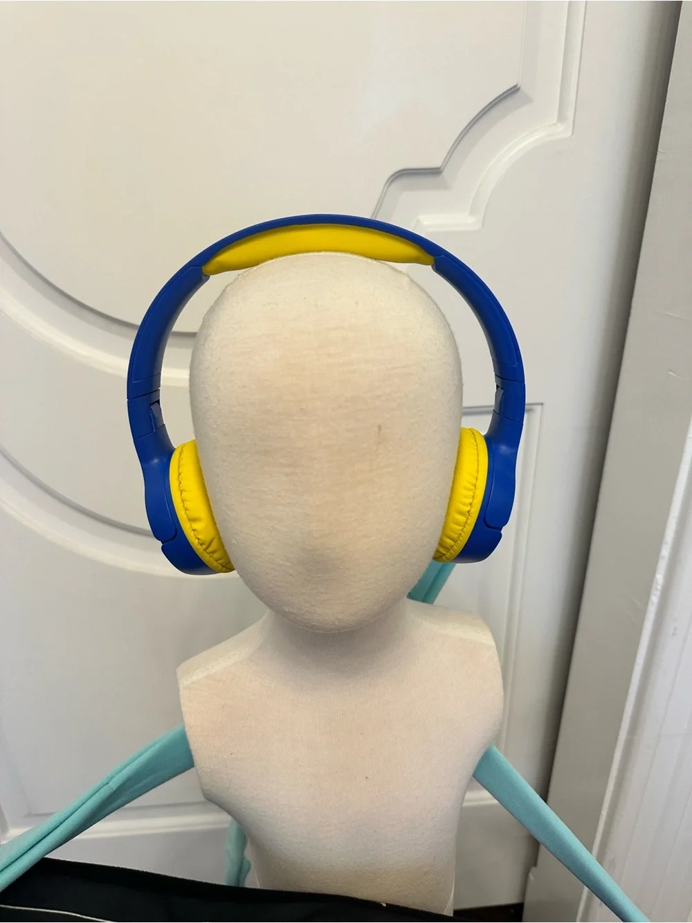 DJ Music Dance Party Kids 6-12 Costume Lights Sounds Headphones NEW